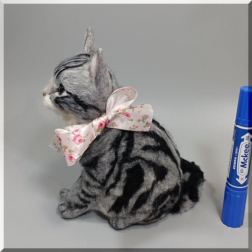 羊毛フェルト猫 リアル可愛いアメリカンショートヘアのブローチ