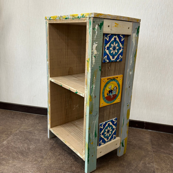 メキシコタイルと古材廃材のシェルフ 飾り棚 棚・シェルフ・ラック  