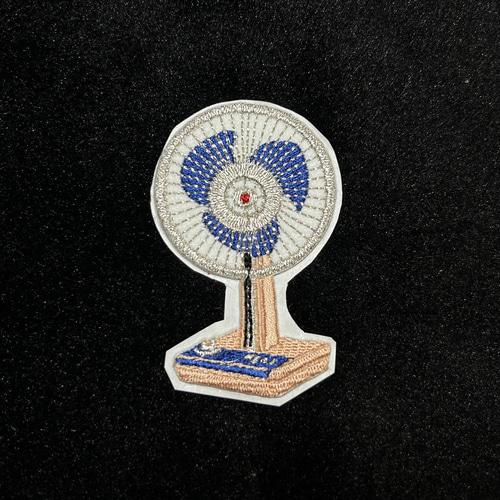 ☆刺繍シール／ステッカー ワッペン☆ 昭和レトロ 扇風機 1枚