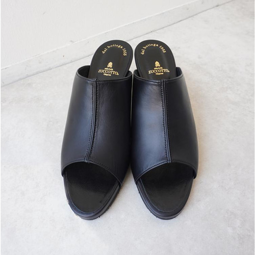 CALMO ゴールド ミュール ヒール約8cm CALMO ゴールド ミュール ヒール約8cm CALMO ゴールド ミュール