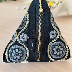 刺繍リボン】テトラ 三角ポーチ☆ブルー系 ポーチ kimimin-made