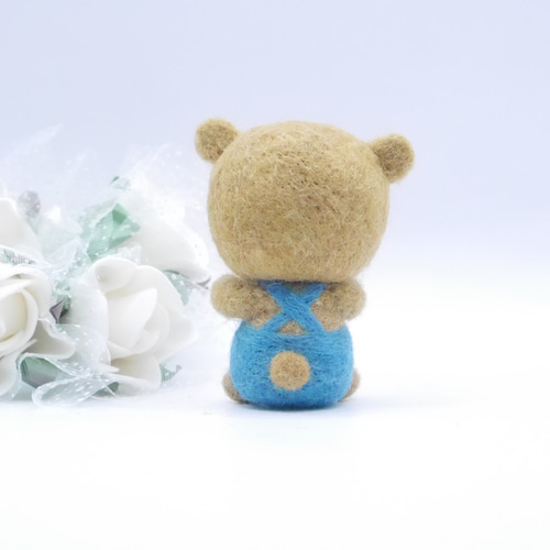 青いズボンのクマさん』羊毛フェルトマスコット 羊毛フェルト