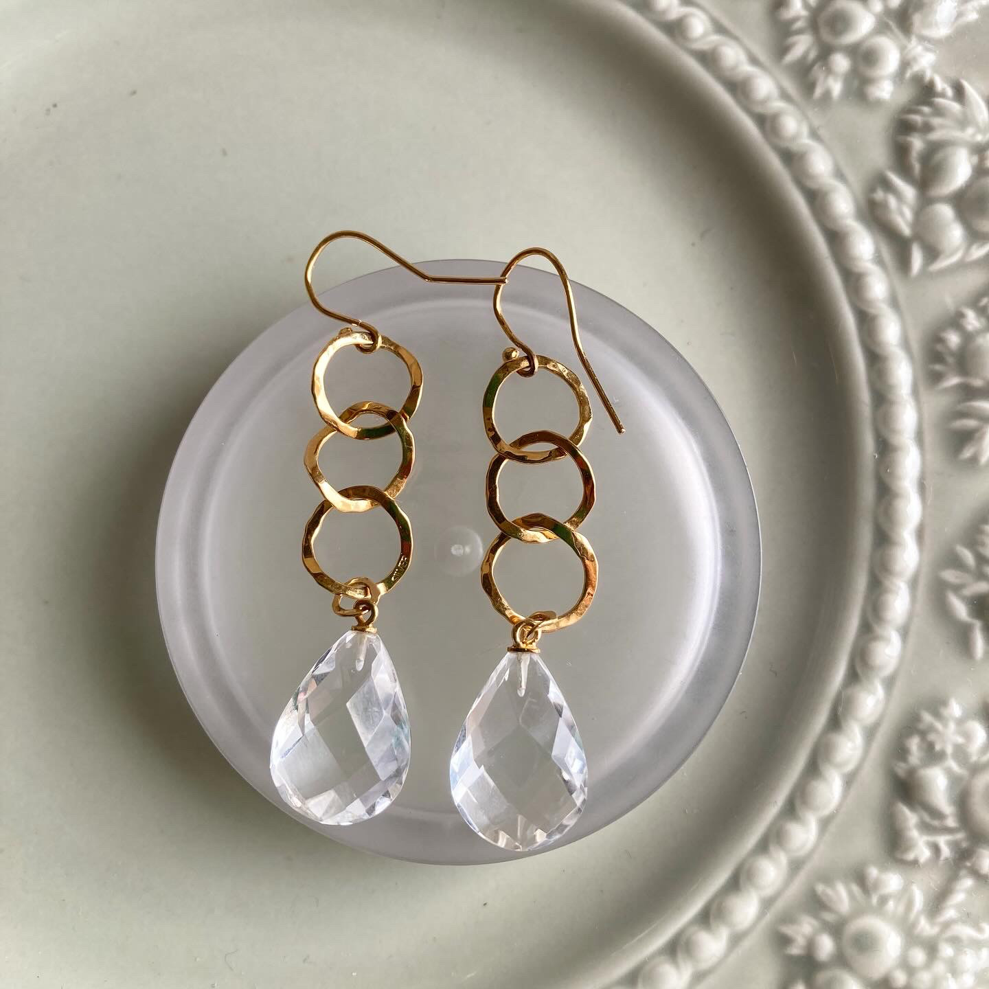 モビール風クリスタルクオーツのピアス