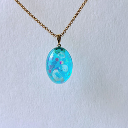 クラゲの夜空蓄光ネックレス（アクアブルー）/ 海 6枚目の画像