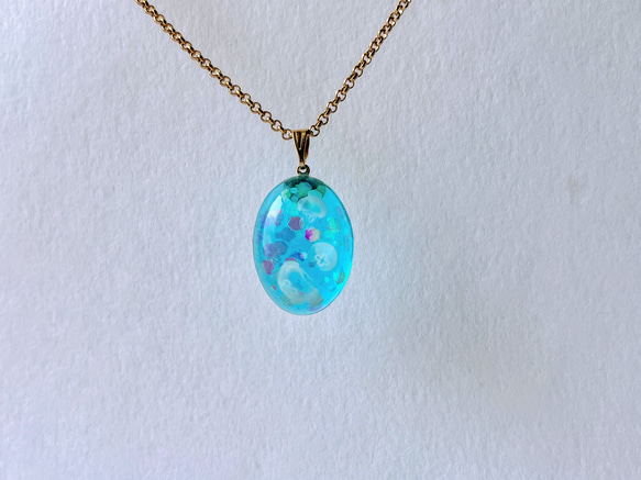 クラゲの夜空蓄光ネックレス（アクアブルー）/ 海 6枚目の画像