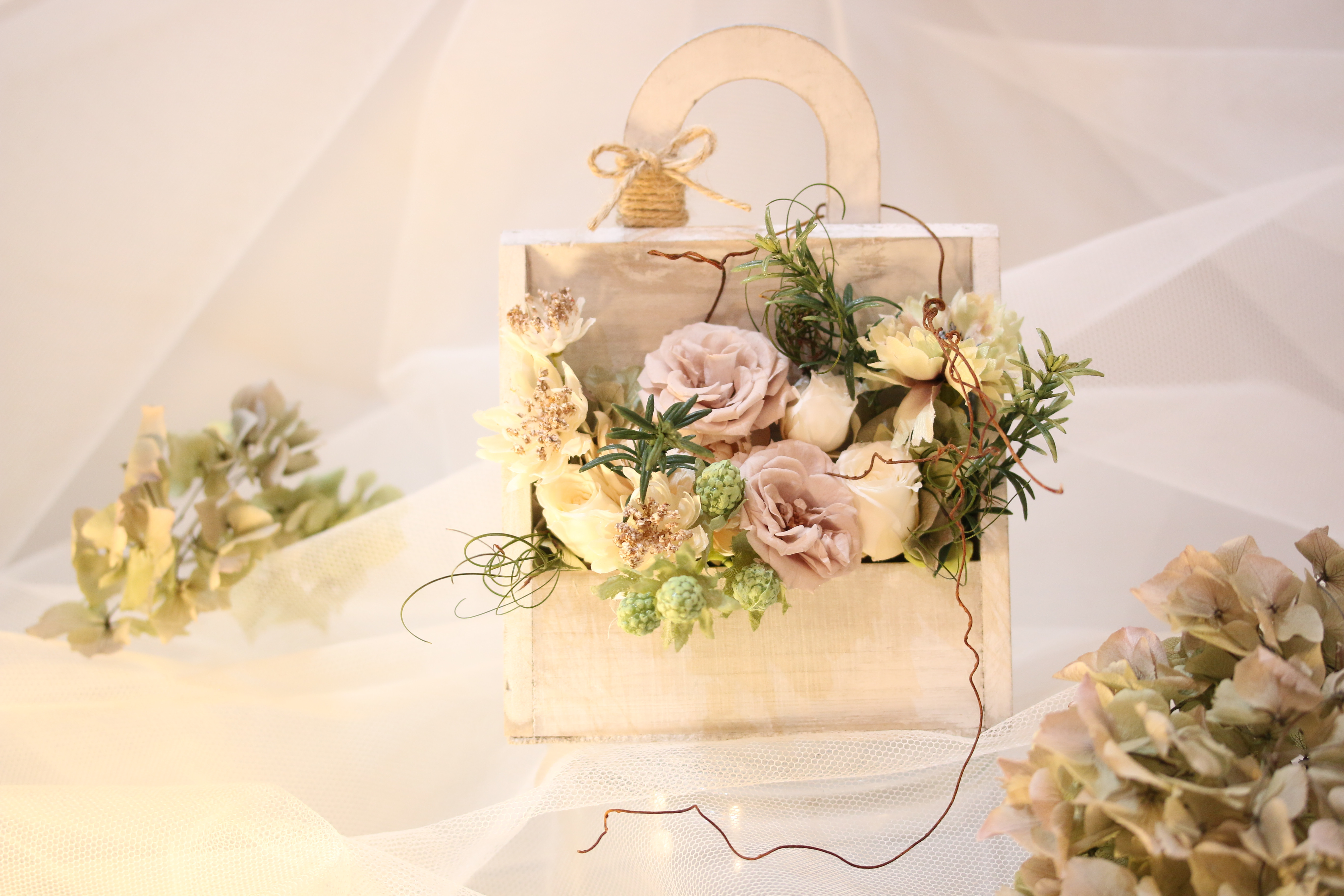 バック型プリザ＊アースカラー（プリザーブドフラワー）