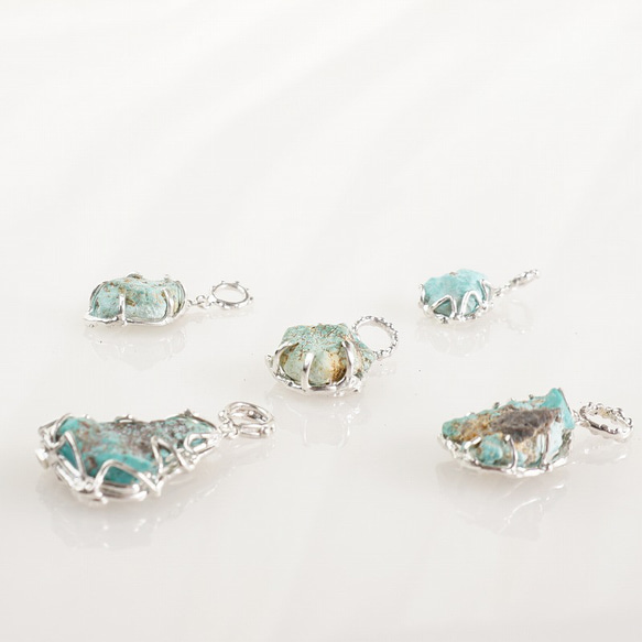 silver  母岩付きトルコ石 ペンダントトップ 9枚目の画像