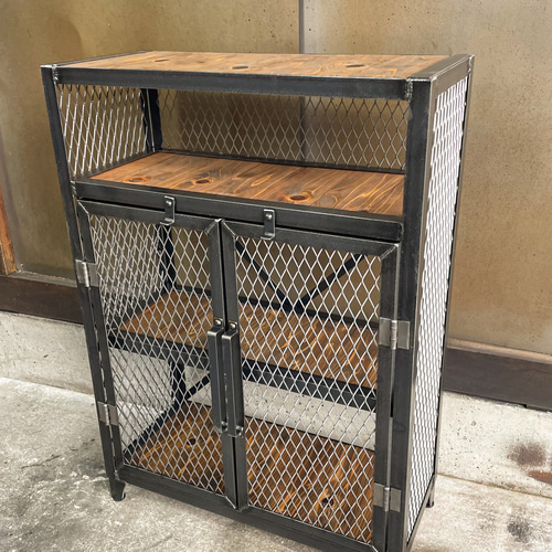 アイアンキャビネットＢ　アイアン家具　シェルフ　　　植物棚　インダストリアル アイアンキャビネット［上棚］アイアン家具 アイアンラック