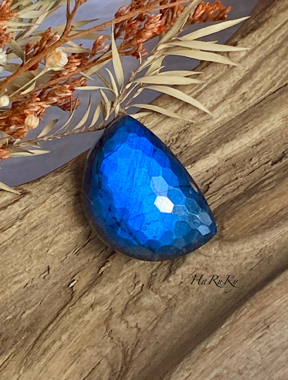 青色天然石 不規則な形状 楽天市場】7.8mm 18cm デュモルチェライト イン クォーツ ブルー