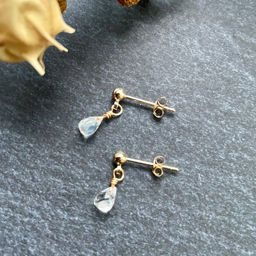 14kgfブラックトルマリンインブルームーンストーン✨ ピアスチャーム ロイヤルブルームーンストーンピアス 14kgf RoyalBlueMoonstone