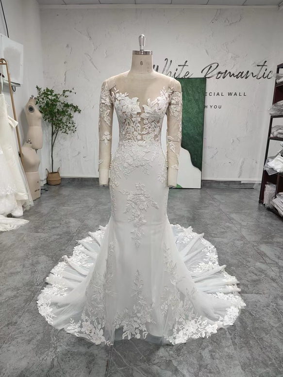 高品質保証！マーメイドドレス お花のレース Vネック オフ 