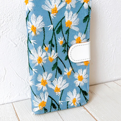 手帳型　風にそよぐマーガレット　ブルー　iPhoneケース 2枚目の画像