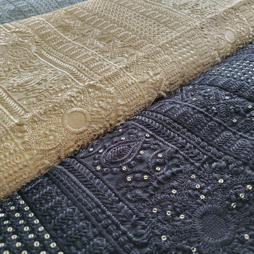DOUBLE しかた MAISON ムーンアラベスクインド刺繍半衿・黒