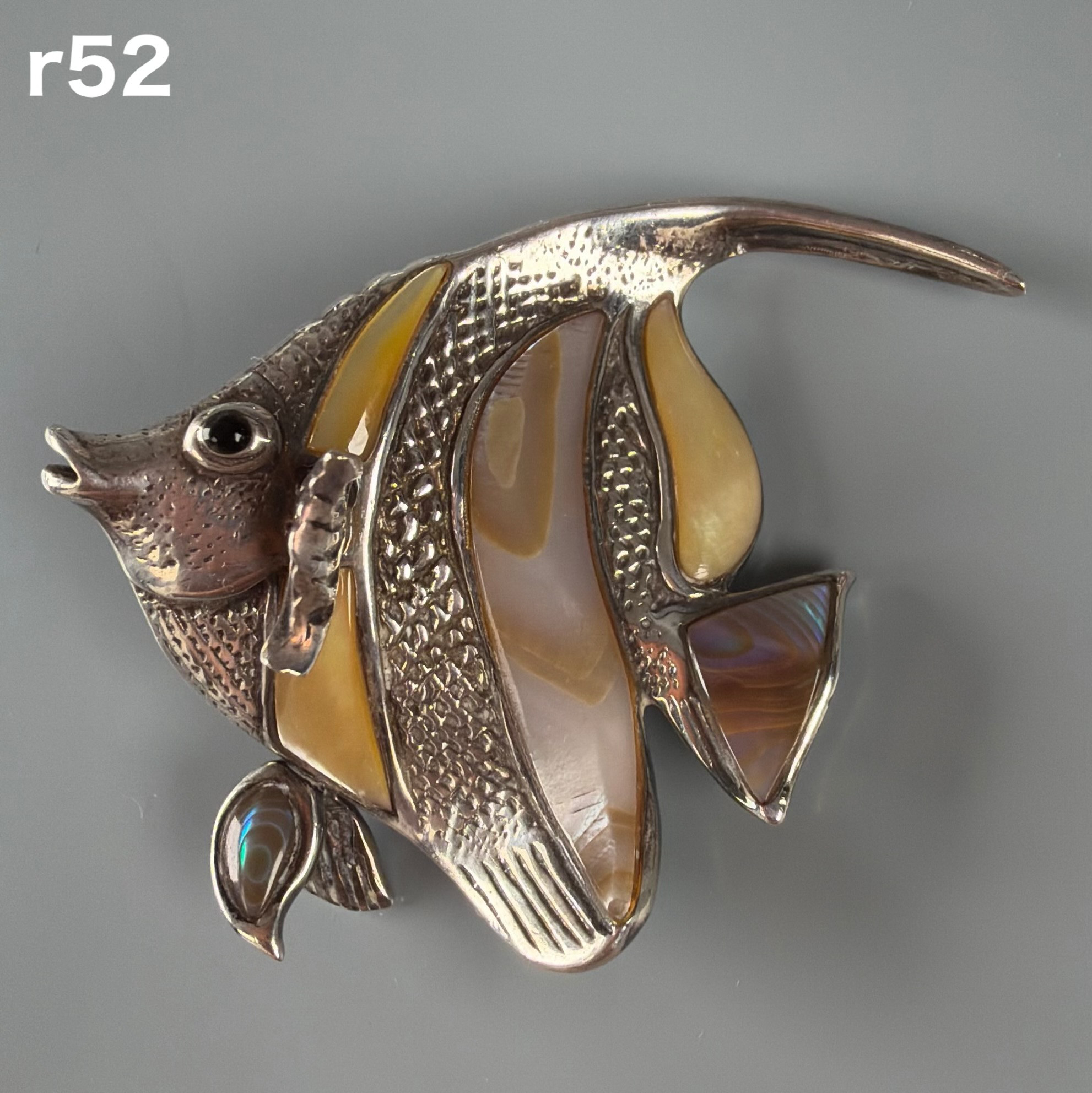 エンゼルフィッシュ型 シルバー925 螺鈿装飾 ペンダントトップ r52