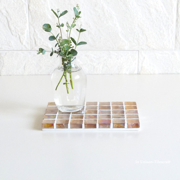 特集掲載☆オレンジ ピンク Slim ガラスモザイクタイルのディスプレイトレイmini（飾り台）【受注制作】 3枚目の画像