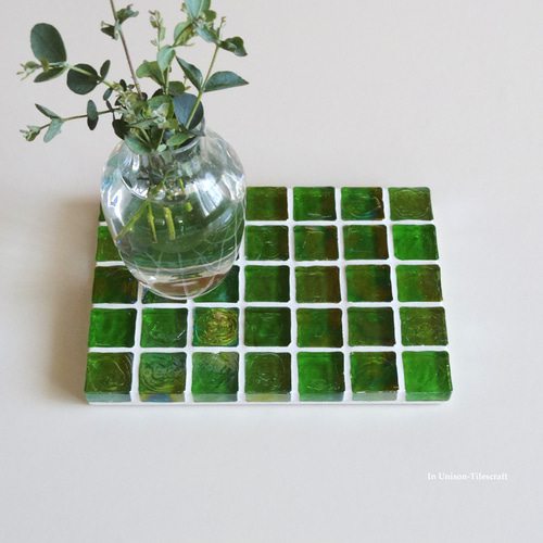 グリーン Slim ガラスモザイクタイルのディスプレイトレイmini（飾り台