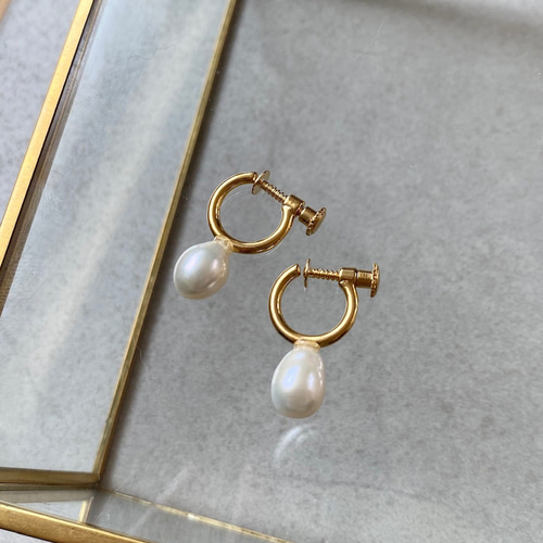 AGMES ピアス フープ ドロップ 淡水パール AGMES ピアス フープ ドロップ 淡水パール (AGMES/ピアス