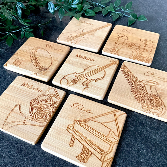 竹製　椀鎮　彫刻入り 名入れ 23種の楽器シリーズ竹製コースター（四角） 席札 卒業記念 卒団