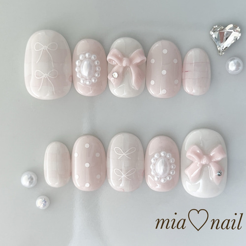 ギンガムチェックとピンクリボンの可愛い女子力アップネイル ネイル