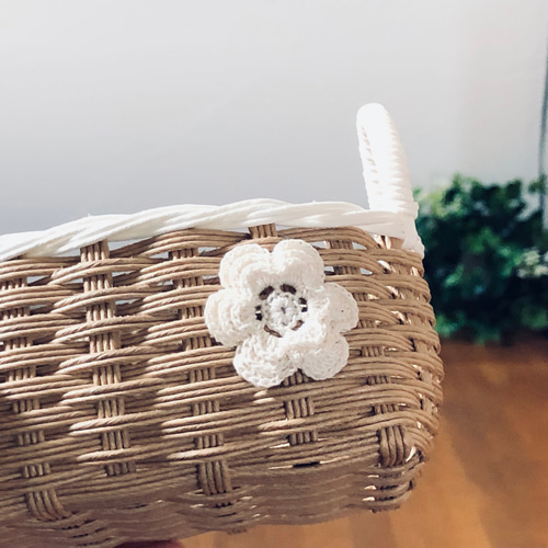 可愛い小物入れカゴ クラフトバンド レースモチーフ ぬいぐるみ入れに