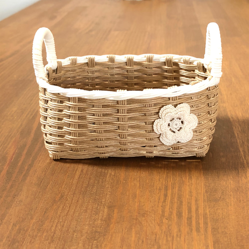 可愛い小物入れカゴ クラフトバンド レースモチーフ ぬいぐるみ入れに