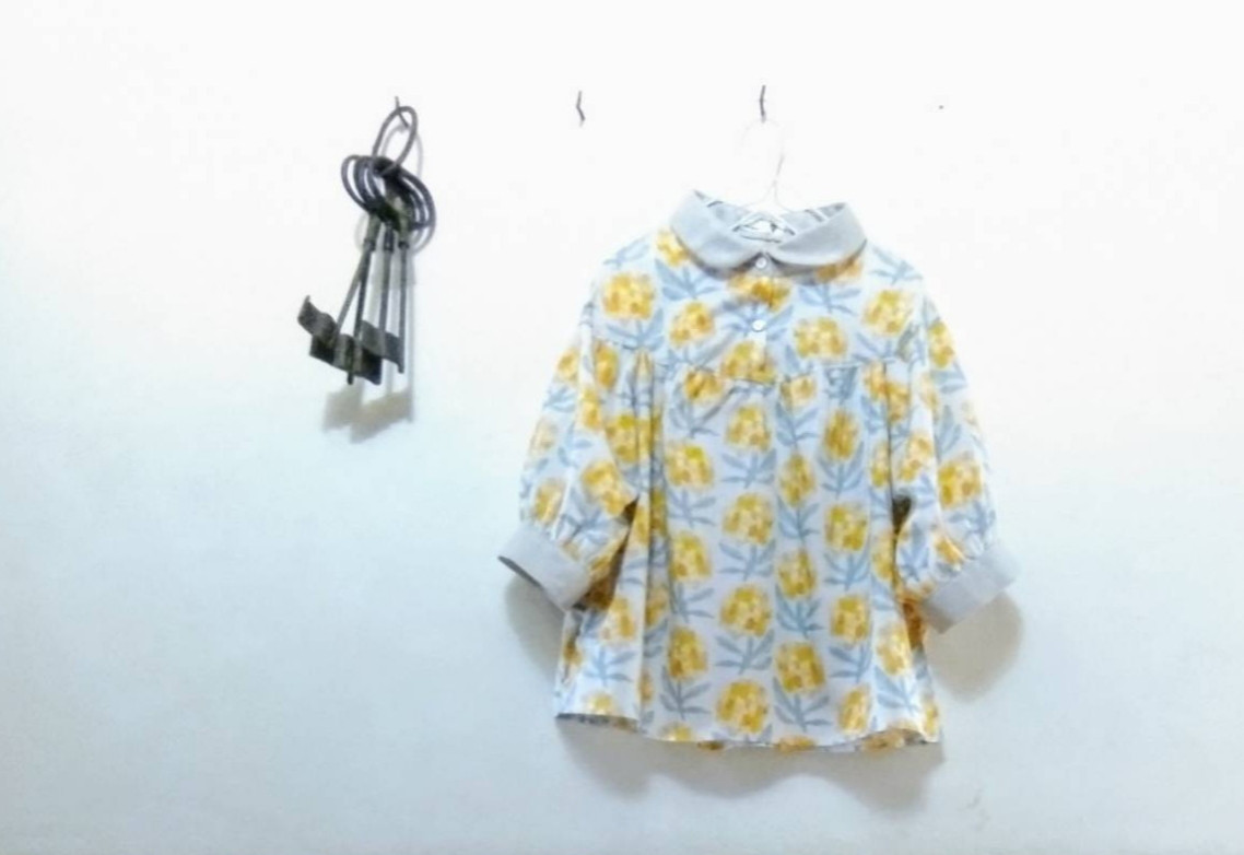 受注製作✨紫陽花のギャザーブラウス　生成り✖オレンジ　６部袖