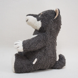 オーガニックコットン草木染め柴犬のぬいぐるみ【黒柴】Mサイズ 3枚目の画像