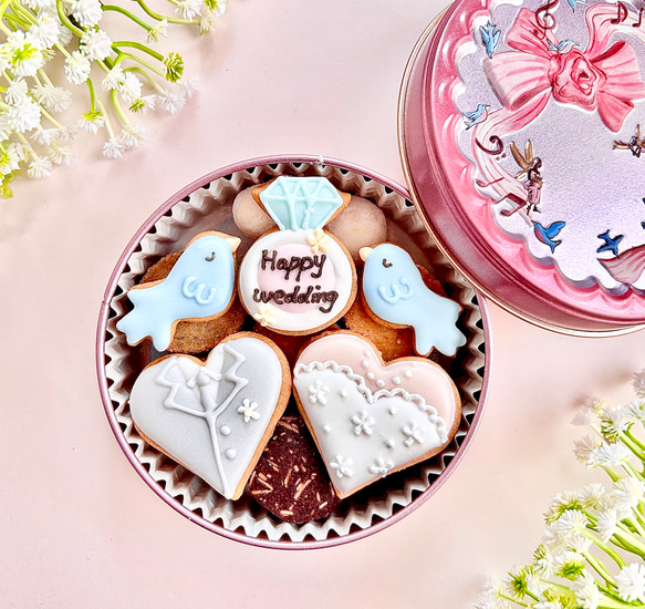 ご結婚祝いに♡ウェディングアイシングクッキー缶 1枚目の画像