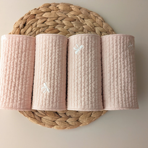 ヌビ生地リボンの刺繍のよだれカバー サッキングパッド 抱っこ紐カバー