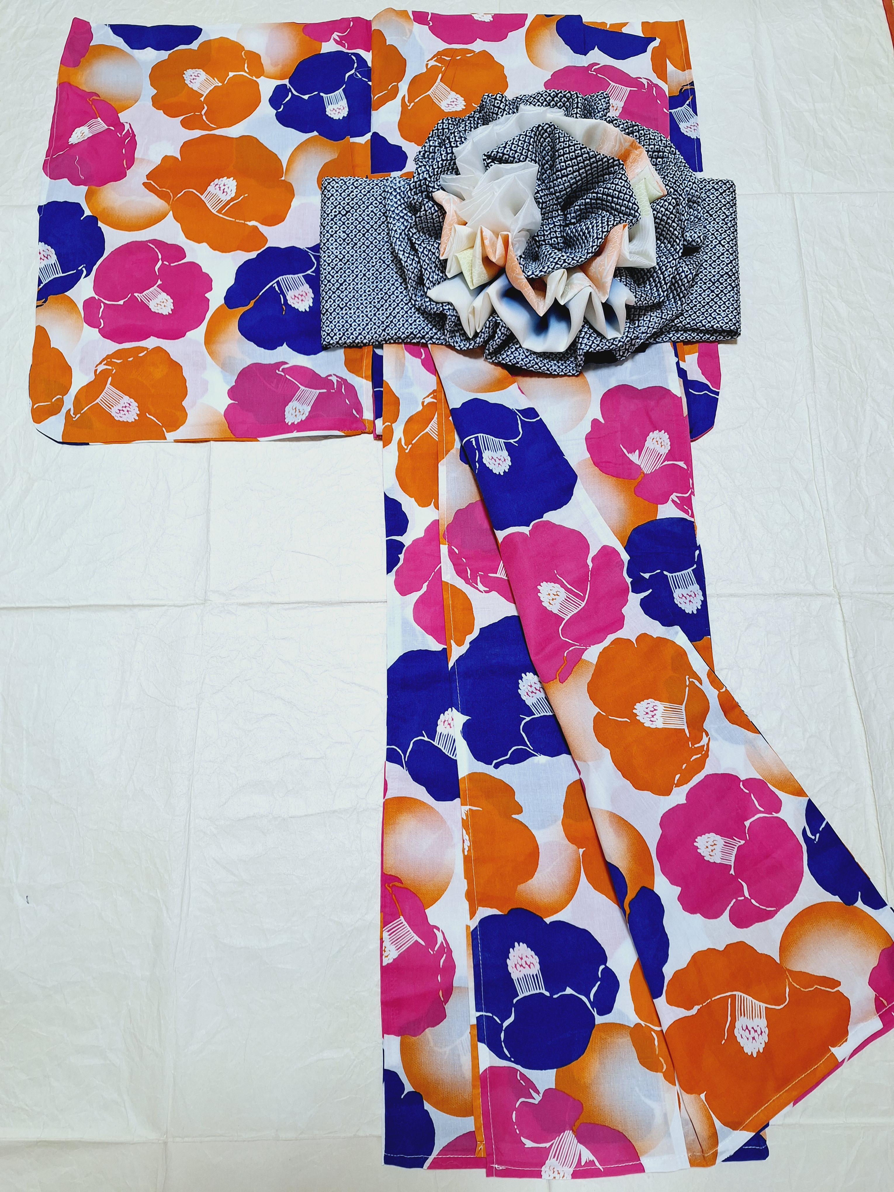 【少しトール】ワンタッチ浴衣　くらわん浴衣　青桃色朱大椿模様