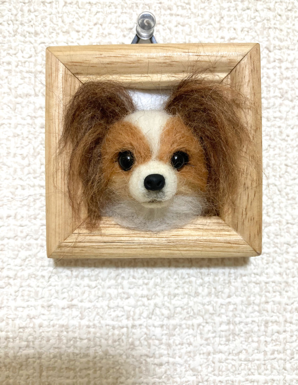 羊毛フェルトパピヨンフレームタイプ パピヨン壁掛け 羊毛フェルト 