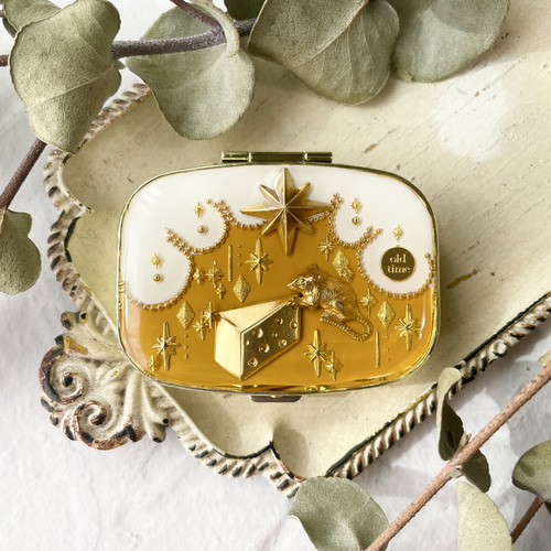 「つぁんちゃん専用」 ハンドメイド レジン オリジナル ピルケース つぁんちゃん専用」 ハンドメイド レジン オリジナル ピルケース