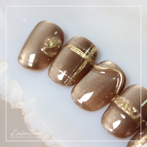 ブラウンマグのチェックネイル＊Li ネイルチップ（つけ爪