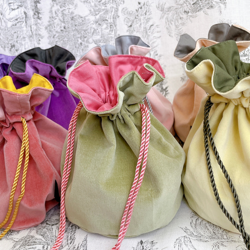 癒しの優しい肌触り♡日本製別珍のコロンとした巾着バッグ 《セージ