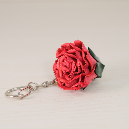レザー フラワー カーネーション キーホルダー 皮革 花 アート