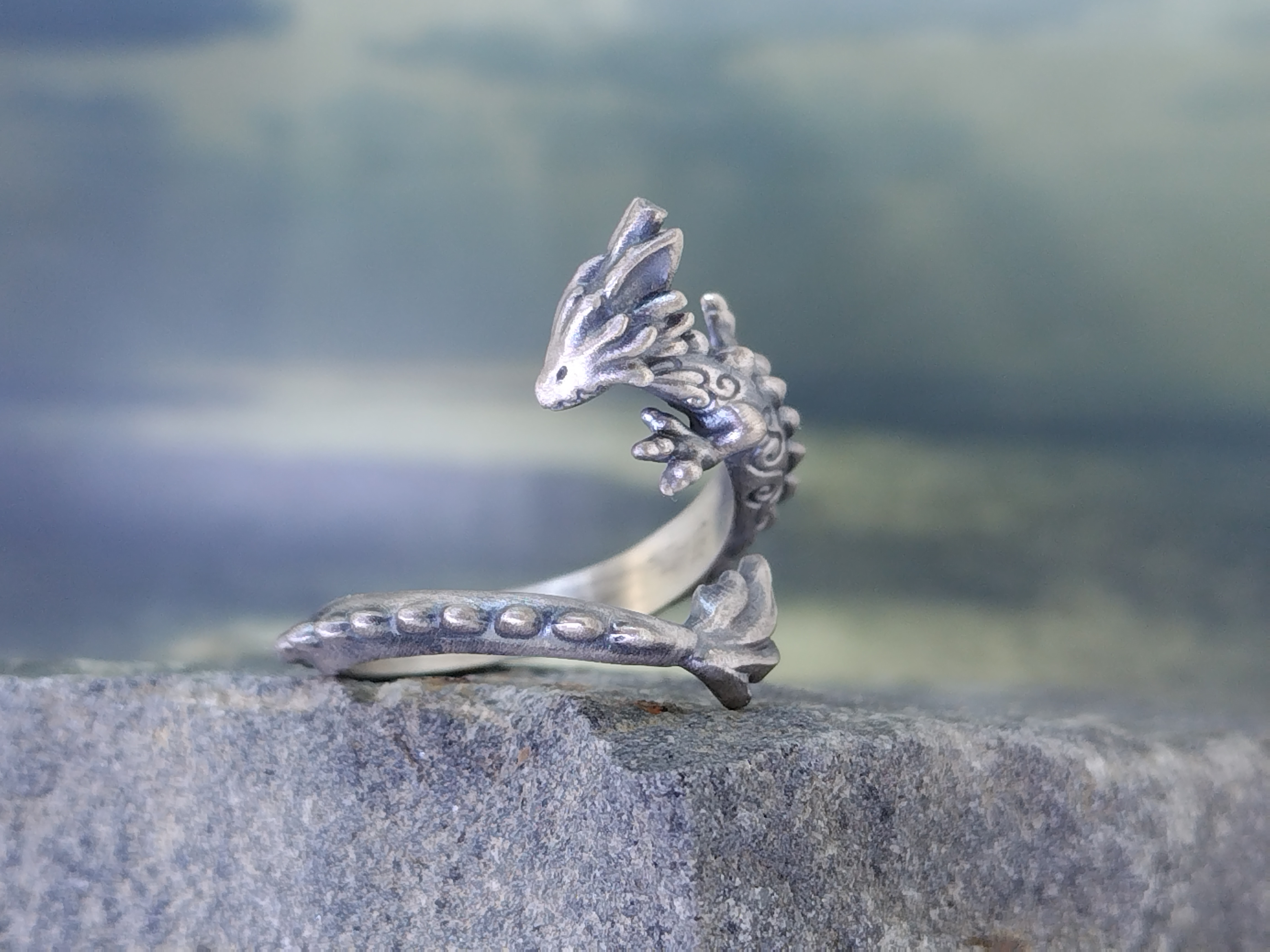 小さい龍　リング