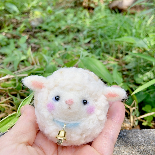 コロリンひつじちゃん♪ 羊毛フェルト 紫花 通販 17805245｜Creema