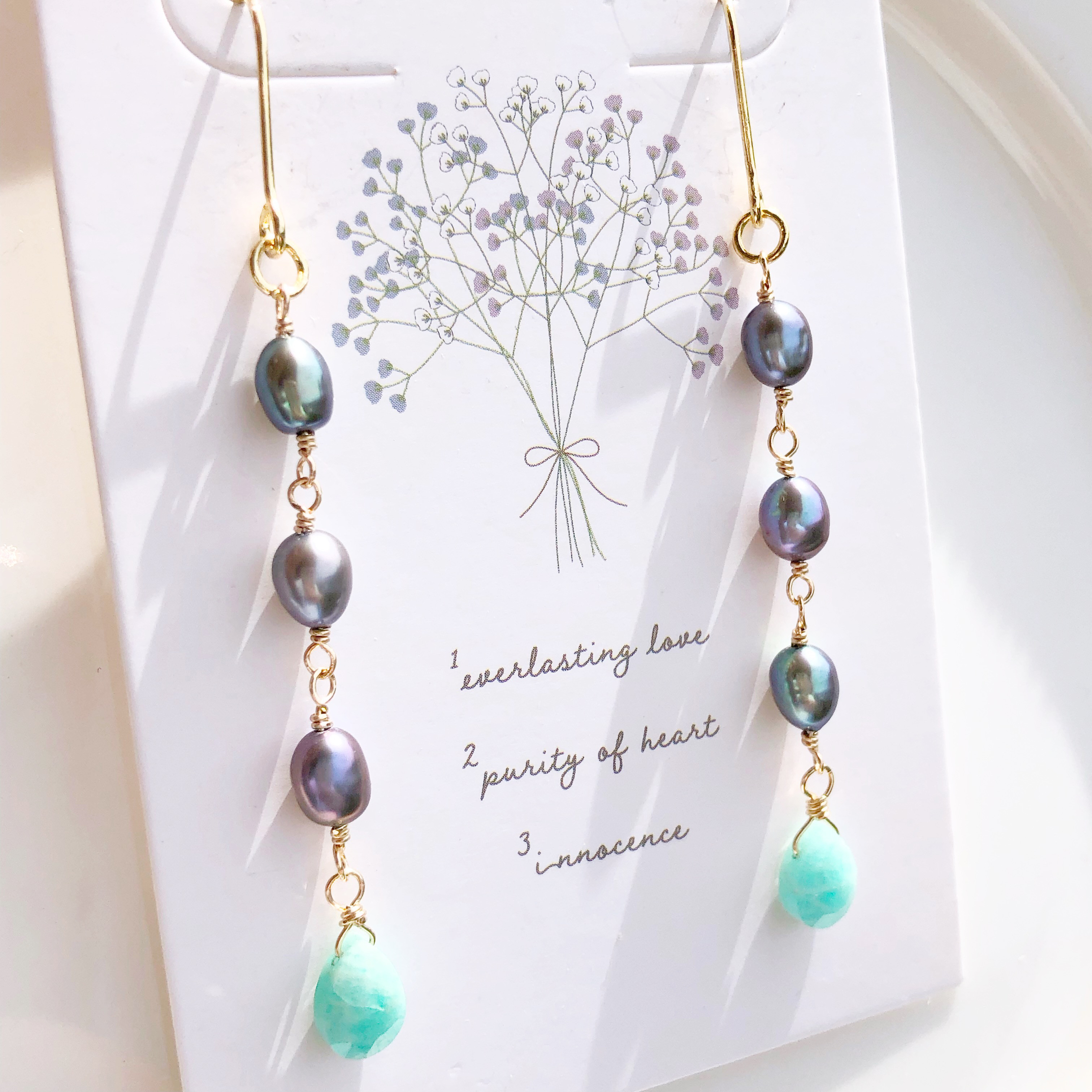 《  14kgfピアス》メタリックパールとアマゾナイトのピアス