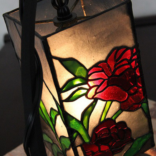 ステンドグラスのランプ『芍薬』 スタンドライト・テーブルランプ shop  