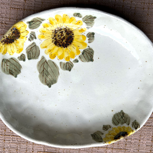 粉引き、花絵銘々皿五柄 中皿 じゅん陶房 通販 17805672｜Creema