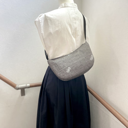 ミナペルホネン ハンドメイド しずく型クロスボディバッグ Lulu