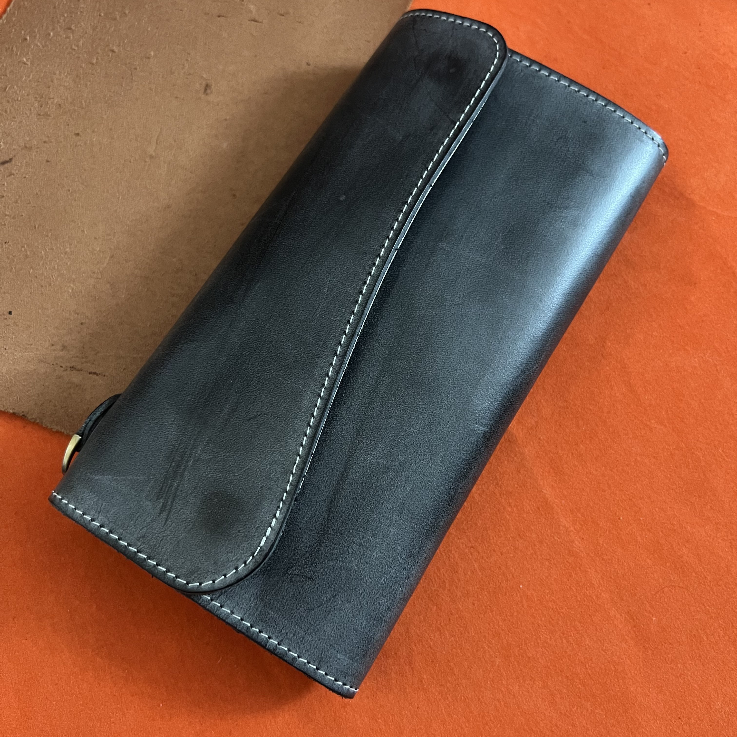 SALE‼️本革レザー ロングウォレット ストラップ差し込み長財布