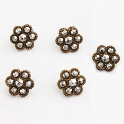 フランス製花形メタルボタン5pcs（No.3670）