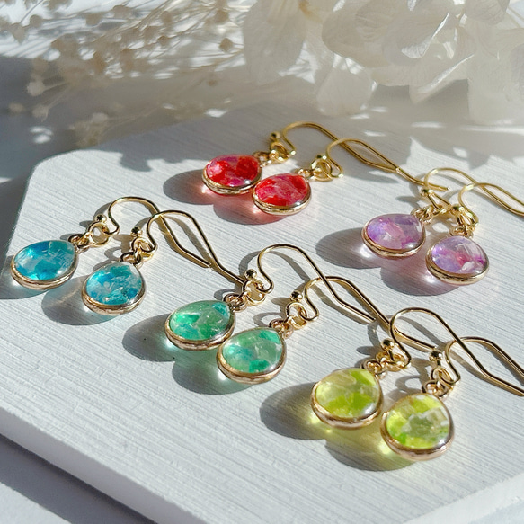 【金具変更可】海洋プラスチックのしずくピアス 7枚目の画像