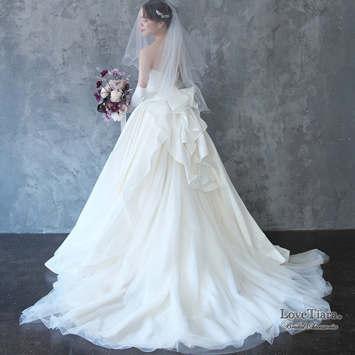 swipe20枚🌷💍✨ ⁡ ⁡ 憧れる真似したいお花いっぱいの韓国の結婚