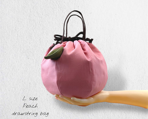 L】持ち手付き- ̗̀ｺﾛﾝｯ ̖́-と桃巾着バッグ 巾着バッグ ぷぅの実 通販