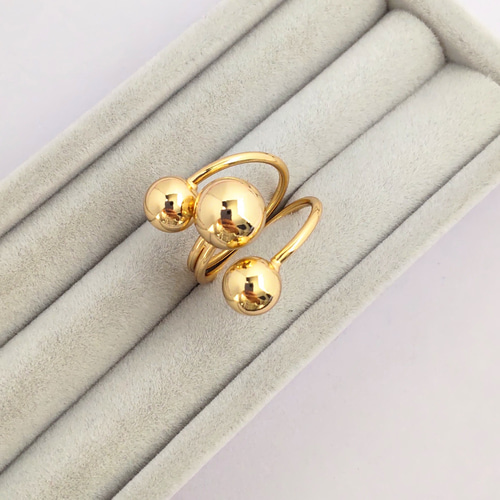 20％OFF】#44 スリーボールリング ゴールド｜金属アレルギー対応 S925