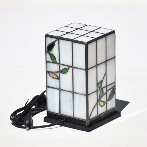 ステンドグラス ランプ 行燈 4kBAD 室内用 テーブルライト 卓上灯 屋内