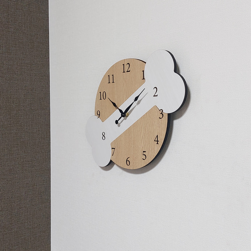 期間限定値下げ3000円引き】【文字入れ】大きな骨型 壁掛け時計 静音