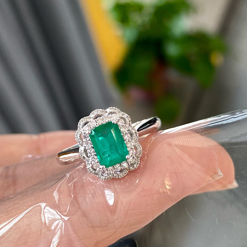 K9 天然石エメラルド　リング 天然エメラルド指輪 K18 高品質 0.59ct 天然ダイヤモンド 指輪・リング